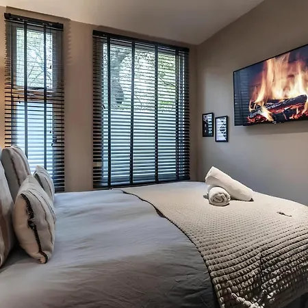 Apartmán Bright King With Shared Bathroom At Zuid *