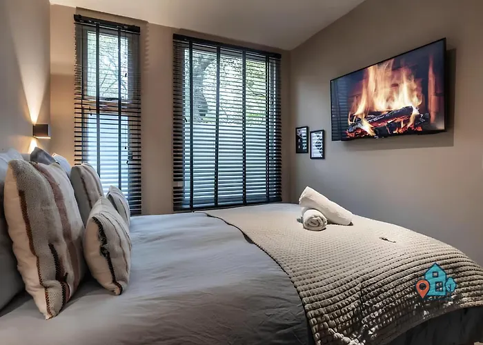 Апартаменты Bright King With Shared Bathroom At Zuid *